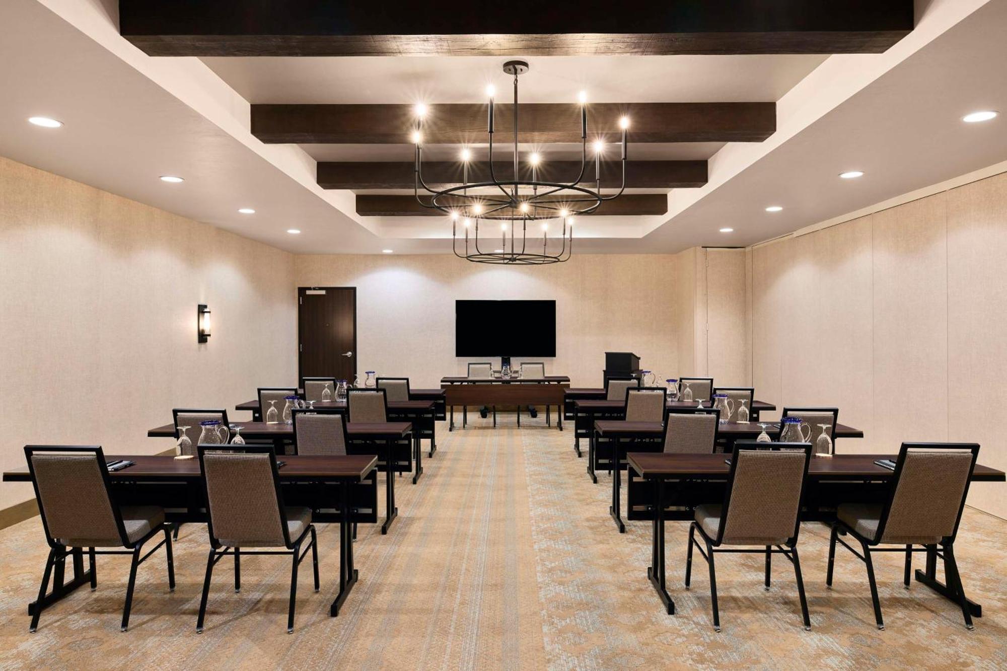 The Eddy Hotel Tucson, Tapestry Collection By Hilton 外观 照片