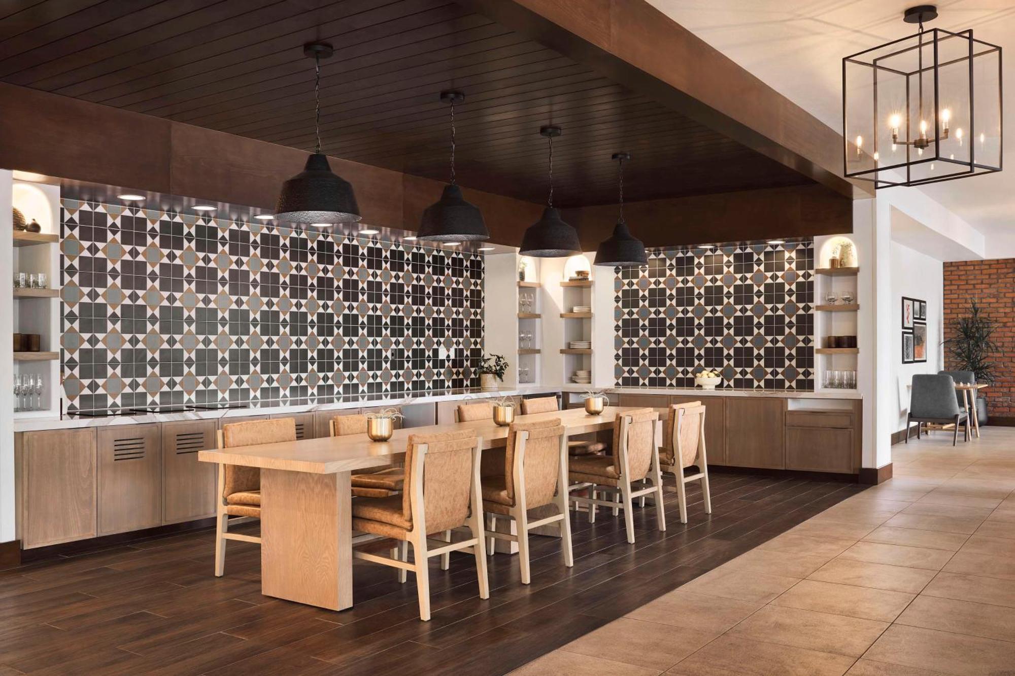 The Eddy Hotel Tucson, Tapestry Collection By Hilton 外观 照片